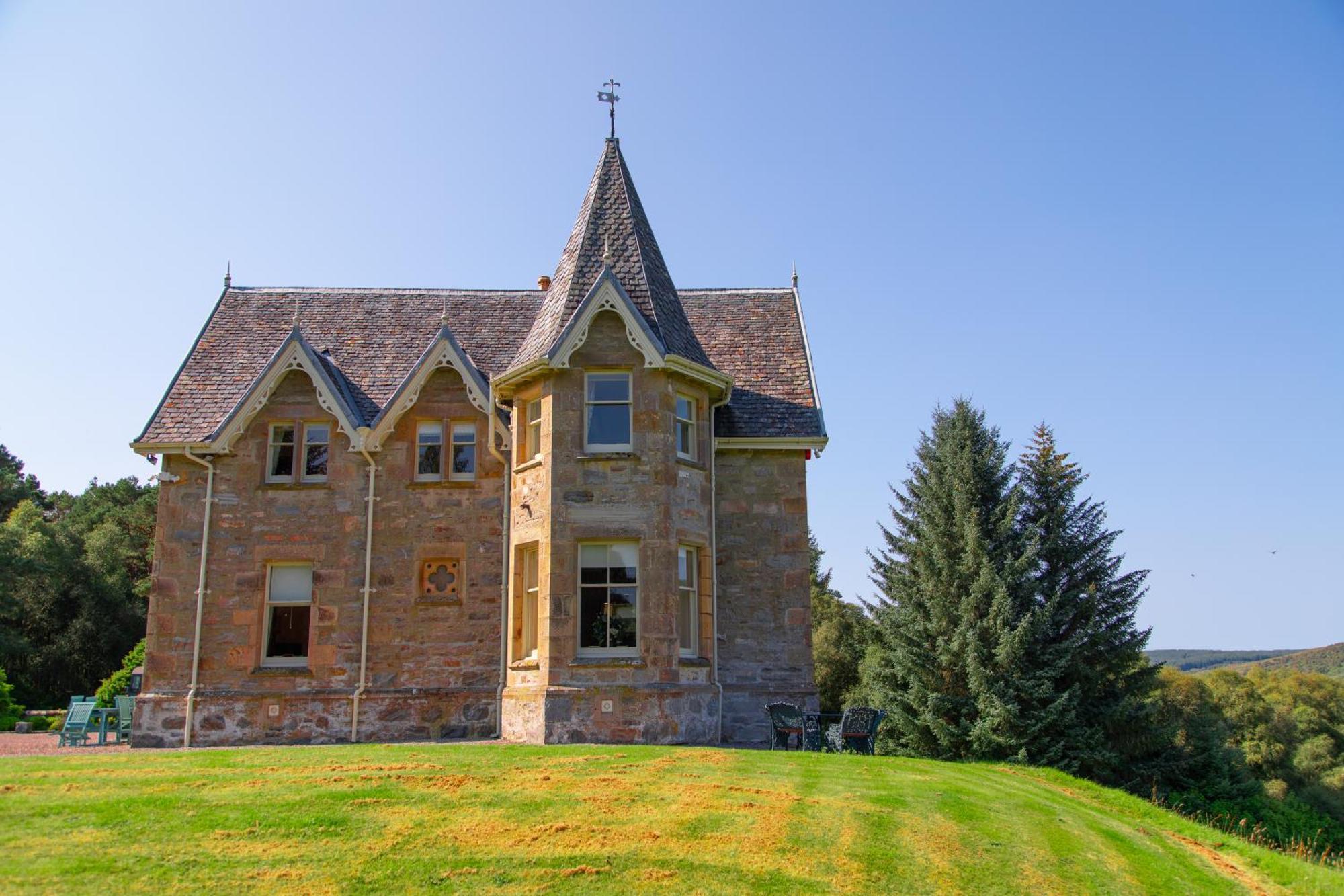Inveroykel Lodge At Rosehall Buitenkant foto